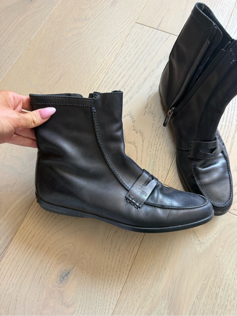 Tods leather boots